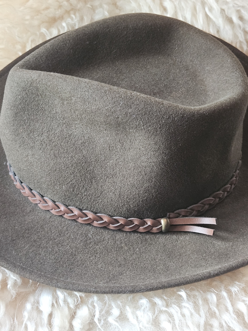 Vintage Men's Brown Felt Fedora with Braided Band By Country Gentleman